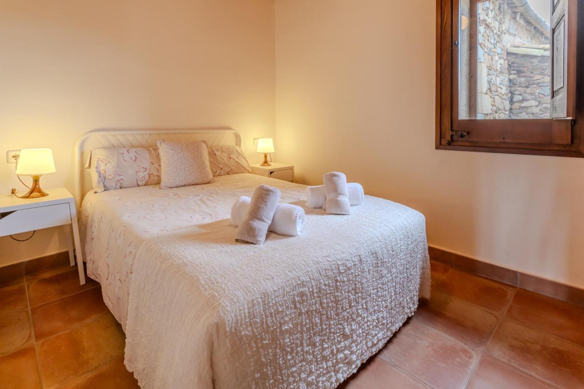 La Pahissa De Can Abras Casa Rural Girona Bagian luar foto